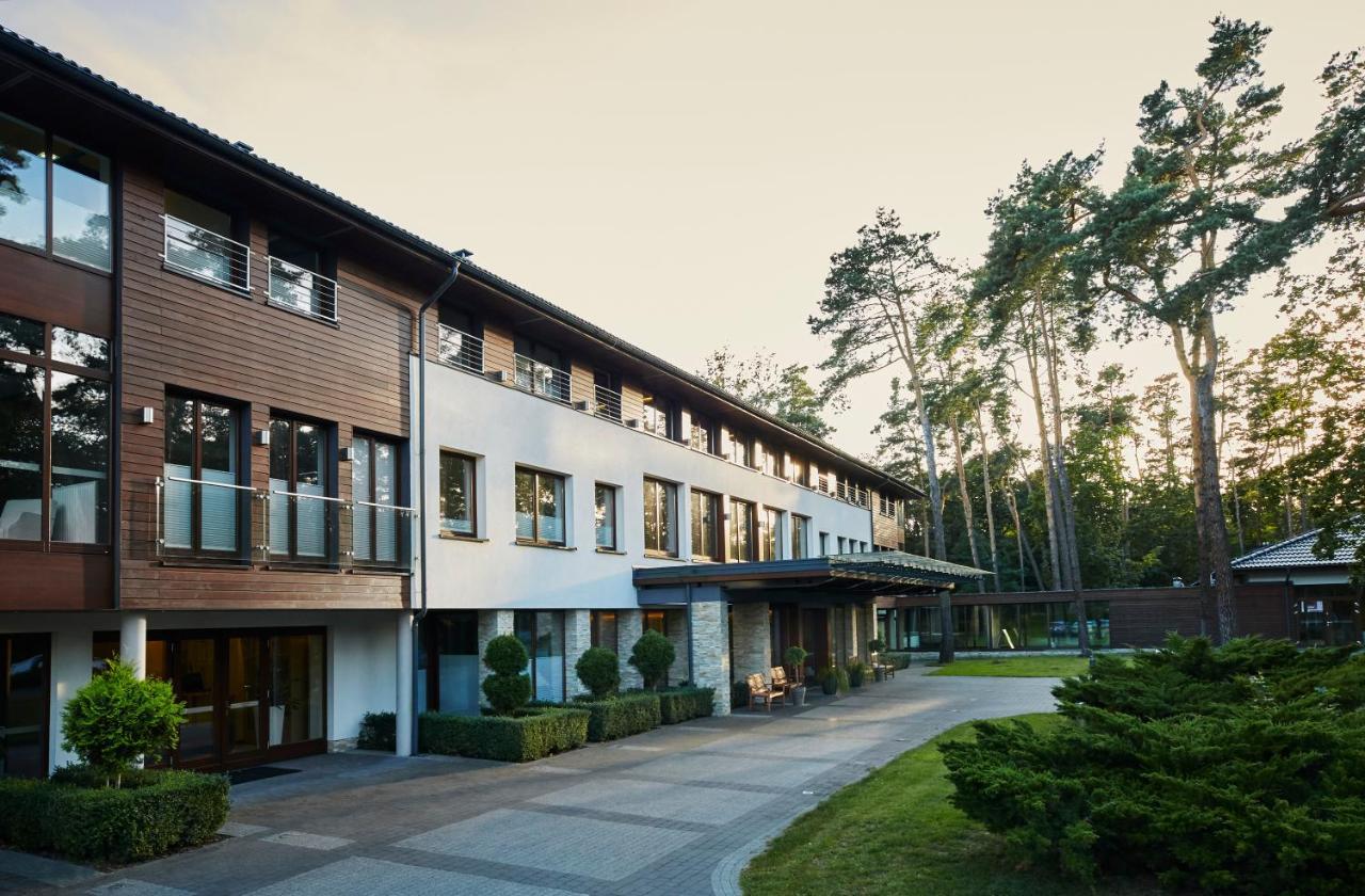 Columna Medica Hotel Lask Exterior photo